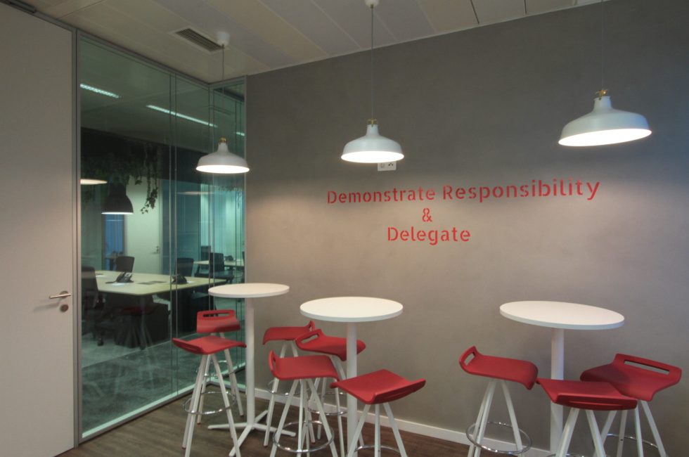 fit-out escritórios remodelação de espaços helm