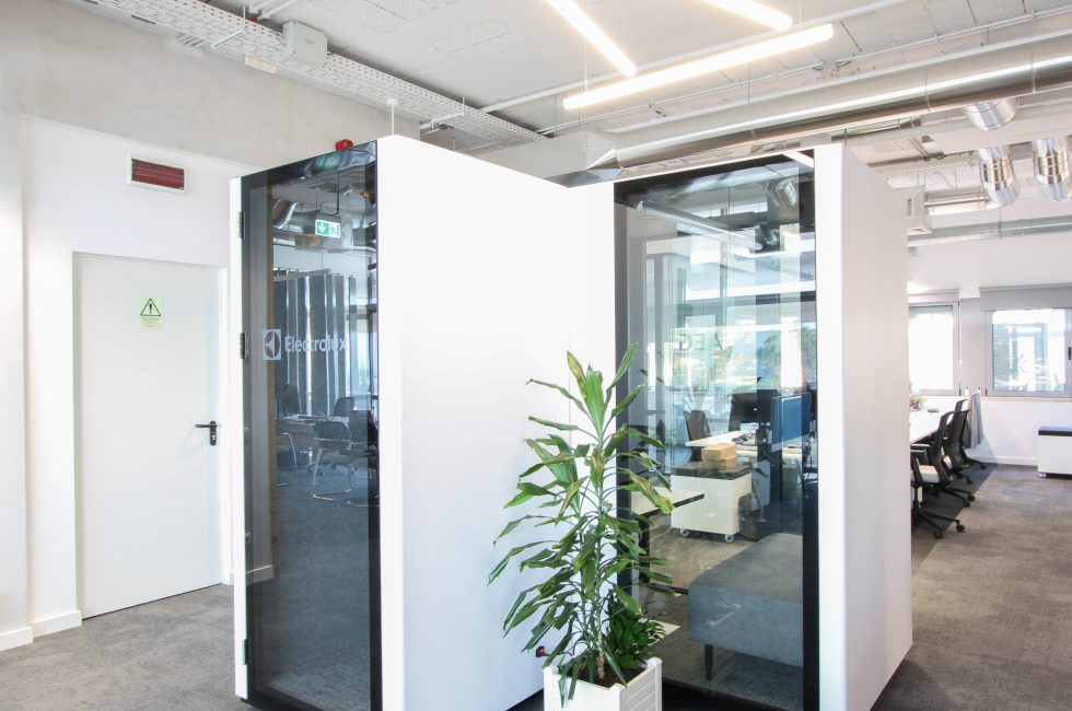 fit-out escritórios remodelação de espaços electrolux